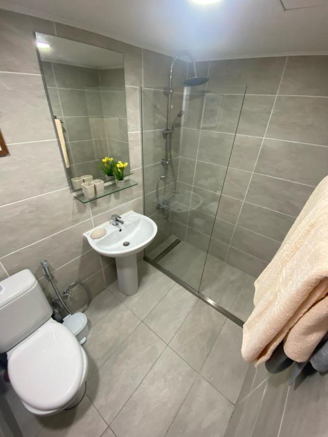 Seaside Maisonette 200M From Sea 파포스 외부 사진