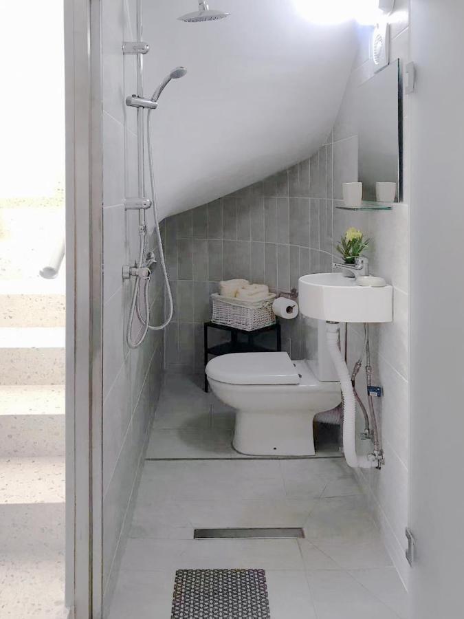 Seaside Maisonette 200M From Sea 파포스 외부 사진