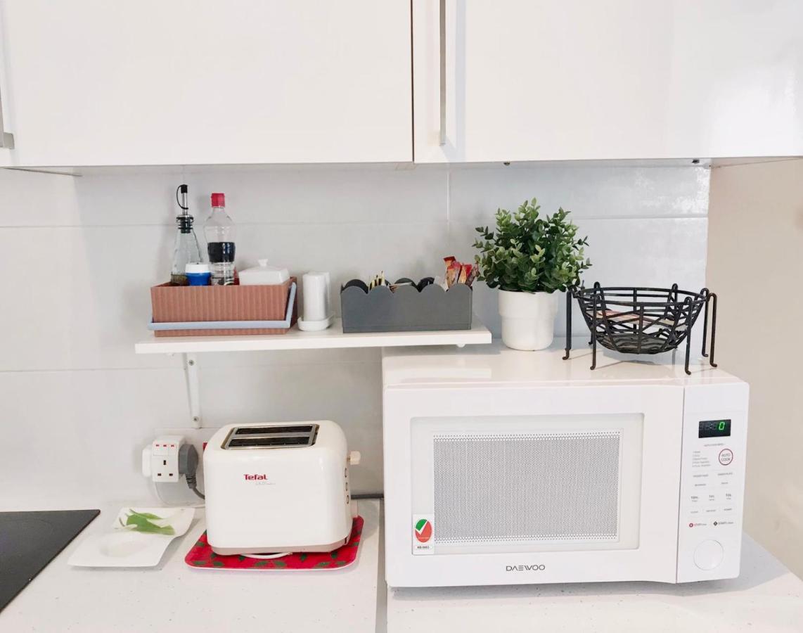 Seaside Maisonette 200M From Sea 파포스 외부 사진